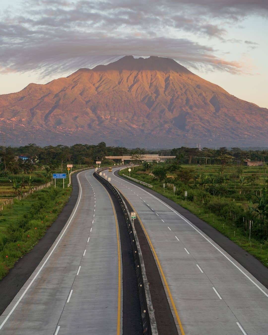 MERBABU MOUNT 