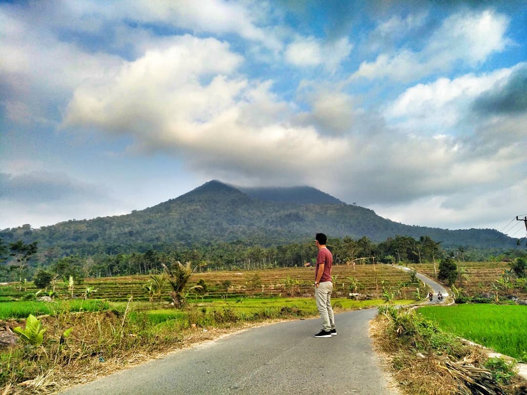PULOSARI MOUNT 