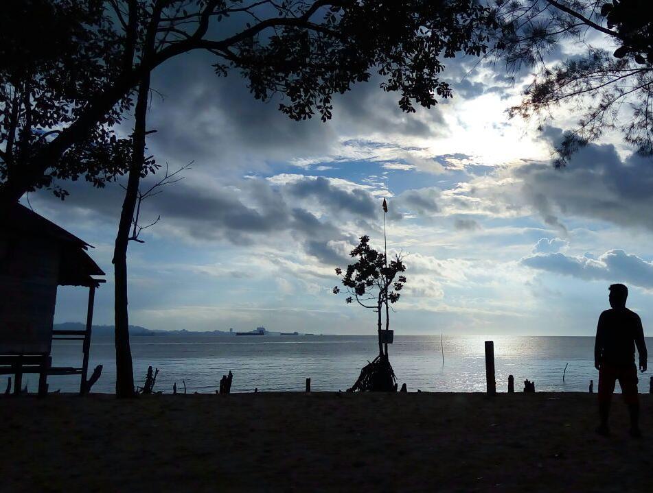 SIPAKARIO (NIPAH-NIPAH) BEACH 